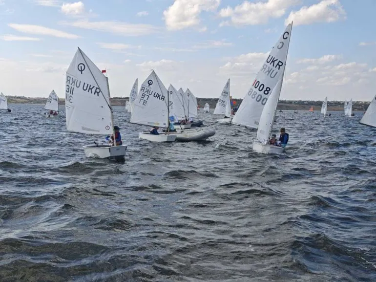 Дніпро та Нікополь: чемпіони України з вітрильного спорту