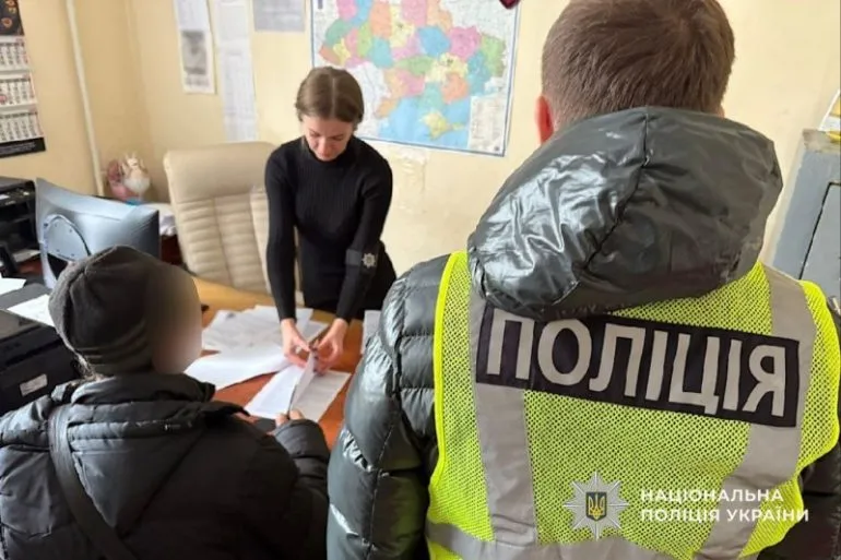 У Дніпрі викрито шахрайську схему з комунальним житлом