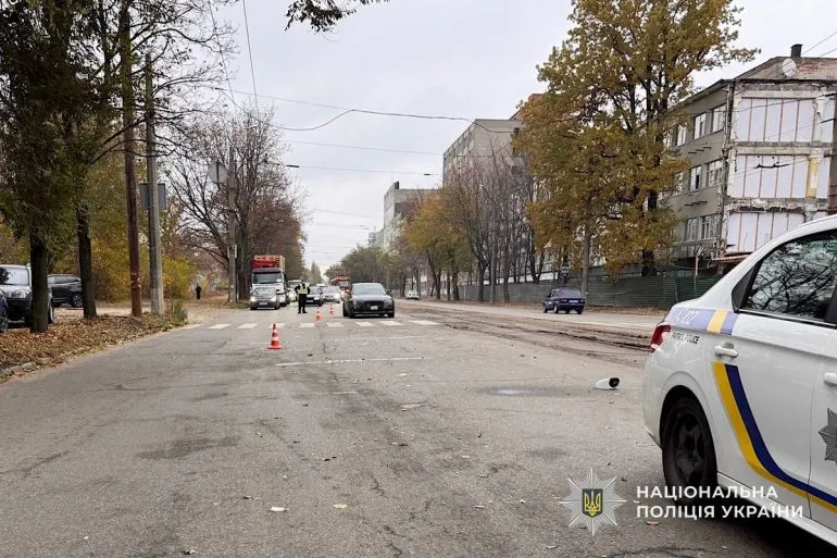 У Дніпрі водій Hyundai Sonata збив двох пішоходів, оголошено підозру