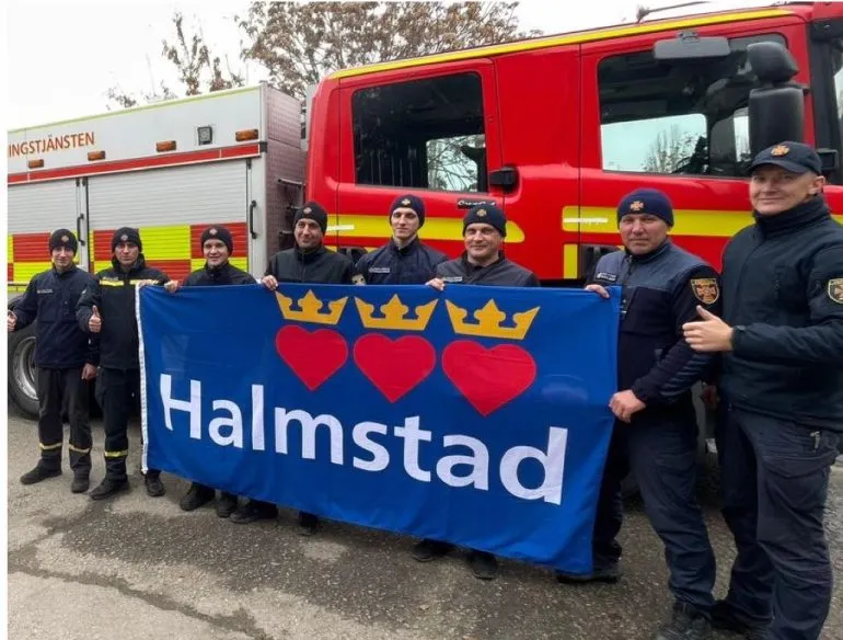 Гальмстад передав Нікополю новий пожежний автомобіль у рамках побратимства