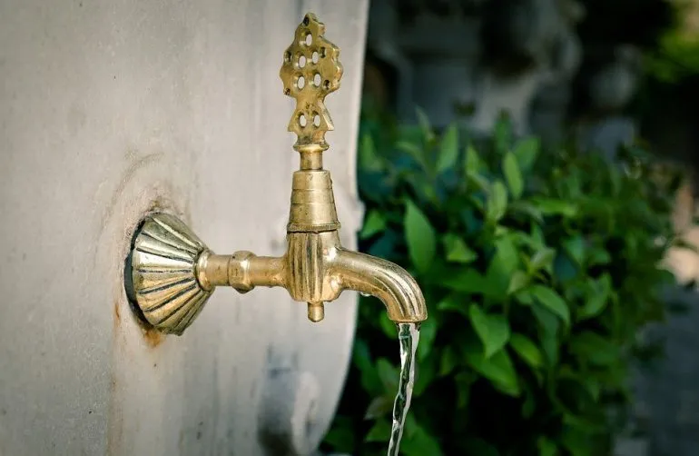 У Дніпрі відключення водопостачання боржникам з 10 по 14 листопада
