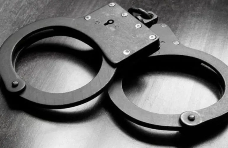 У Дніпрі затримали підозрюваного у крадіжці з квартири