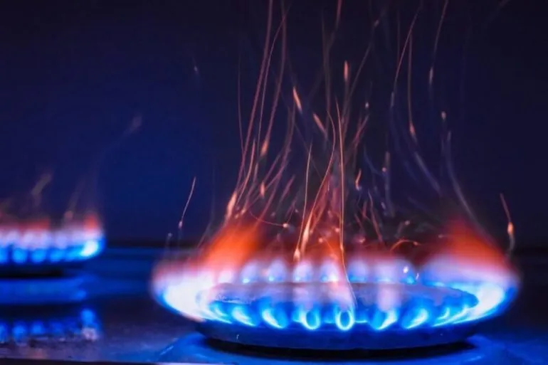 У Дніпрі через воду в трубах 10 будинків залишилися без газу