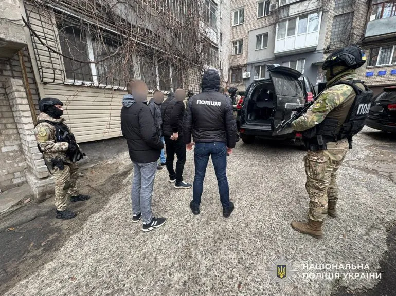 В Дніпропетровській області викрито шахрайську схему заволодіння землею