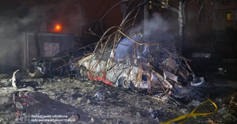 росія вдарила по Запоріжжю вночі: четверо поранених