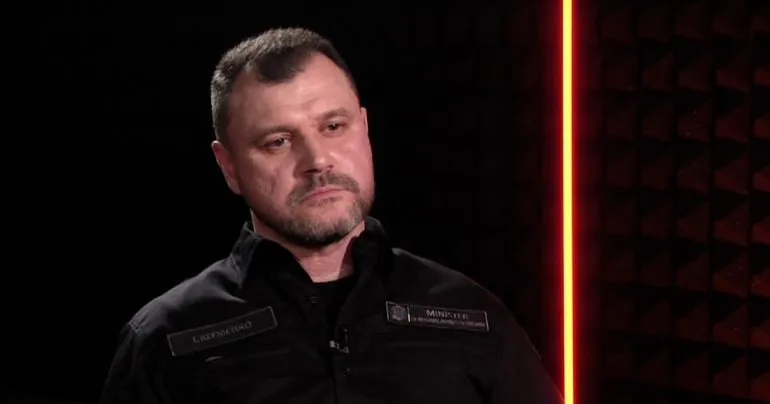 У Києві загинув рятувальник під час аварійно-відновлювальних робіт