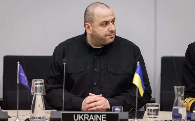 Українська делегація в Давосі обговорила відбудову і безпеку
