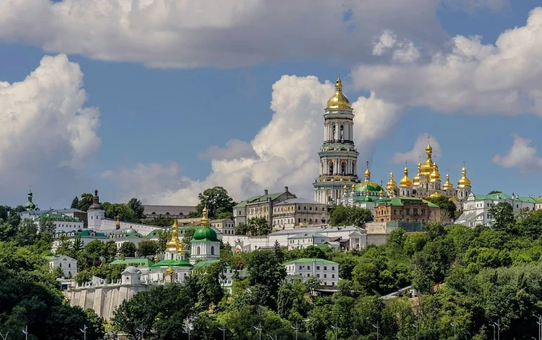 Пошкоджено об’єкти Києво-Печерської лаври під час обстрілу Києва