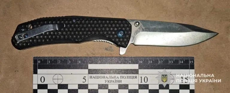 Чоловік поранив пасажира ножем у автобусі на Дніпропетровщині