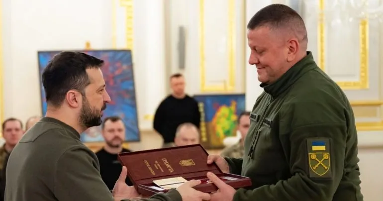 «Дуже негарно» — Зеленський про висловлювання Залужного щодо 2022–2023 років