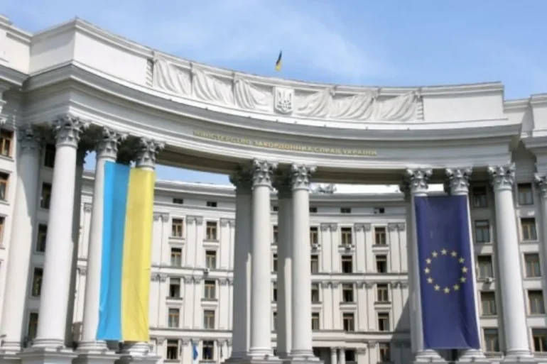 МЗС рекомендує уникати поїздок до Ізраїлю та Ірану через загрозу атак