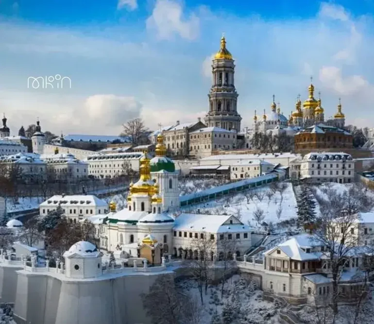 Києво-Печерську лавру тимчасово закрили через критичне зниження температури