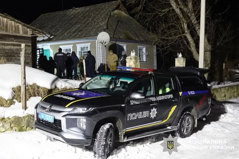 На Хмельниччині 10-річний хлопчик загинув від вибуху гранати