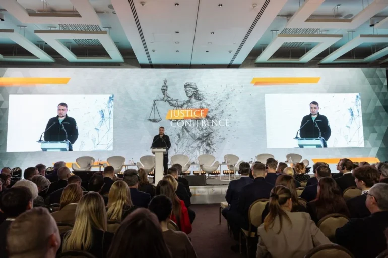 Мирні переговори мають убезпечити від повторення агресії росії