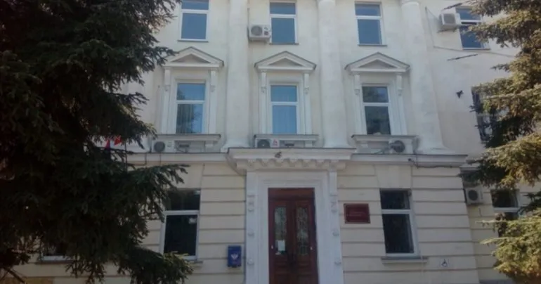 Суддю в окупованому Севастополі звинуватили в порушенні звичаїв війни