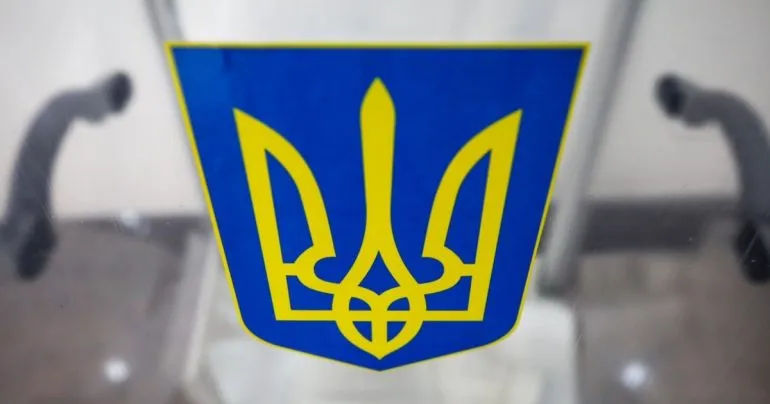 35% українців вважають, що за воєнного стану замало демократії — опитування