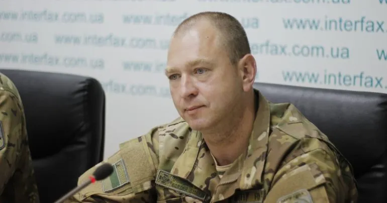 Дейнеко звільнили з військової служби, у ДПСУ заперечують його виїзд за кордон