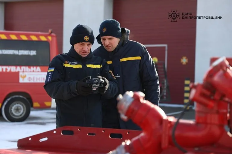 Роботизований комплекс «ЗМІЙ логістичний» передали ДСНС Дніпропетровщини
