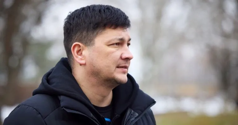 У Миколаєві дрони вразили транспортну інфраструктуру, є поранений