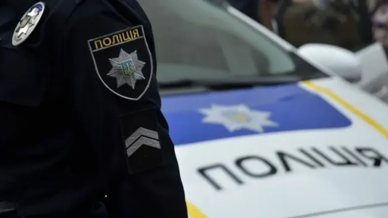У Хмельницькому військовий відкрив вогонь з балкона, випустив близько 90 патронів