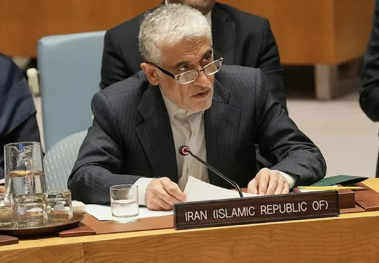 Іран погрожує ударами по військових базах США
