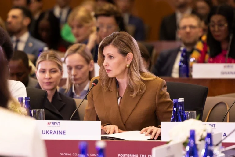 Олена Зеленська представила цифрові досягнення України на саміті