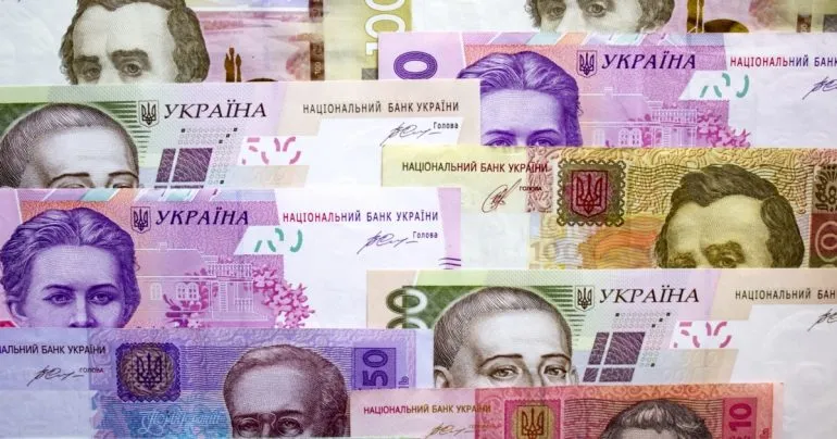 Зеленський оголосив спецвиплату 1500 грн щонайменше 13 млн українцям у квітні