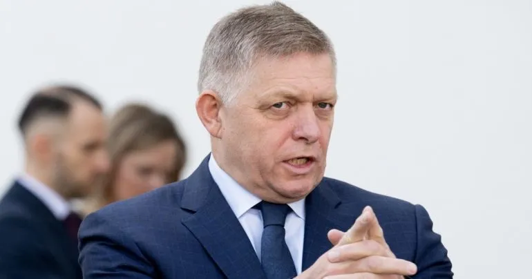 Фіцо поїде до Москви 9 травня, але не братиме участі в параді