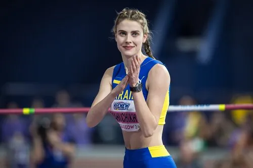 Ярослава Магучіх здобула золото чемпіонату світу у стрибках у висоту