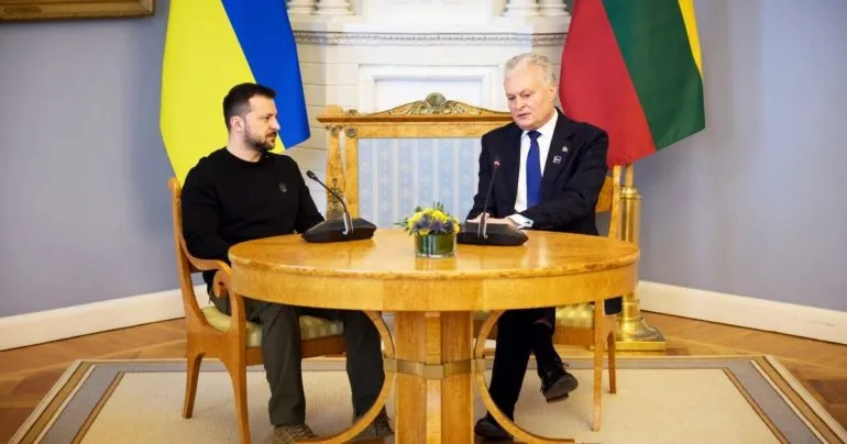 Зеленський і Науседа обговорили Drone Deal та відкриття переговорних кластерів для вступу до ЄС