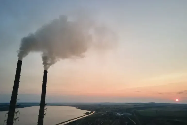 В Україні спростили звітність про викиди для бізнесу третьої групи
