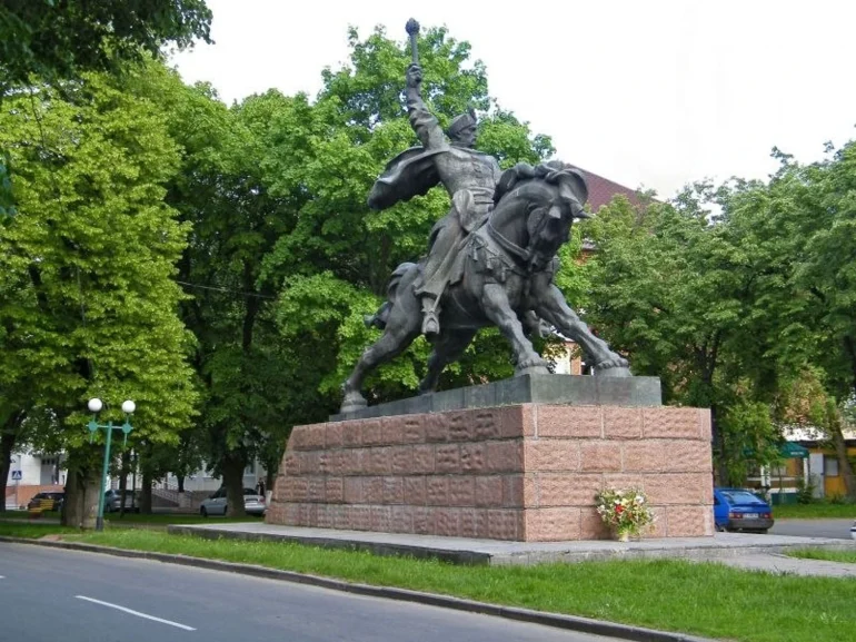 Куди піти у Хмельницькому: топ-7 місць для прогулянок і відпочинку