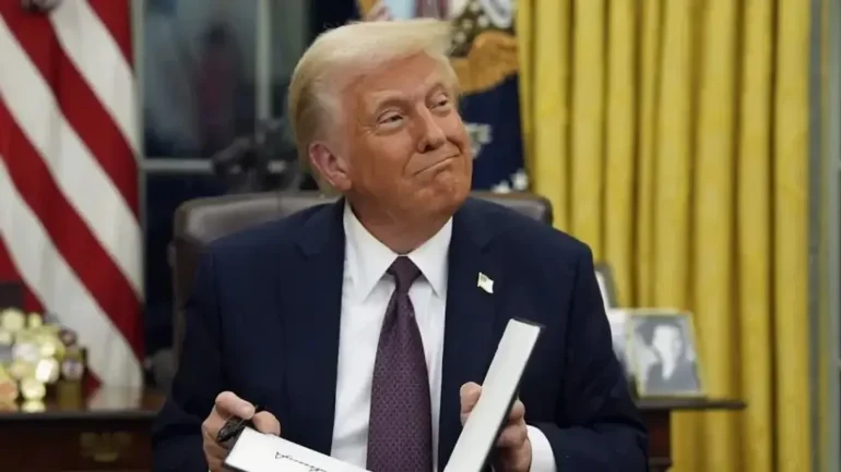 Трамп відмовився вибачатися перед Папою через розбіжності щодо Ірану