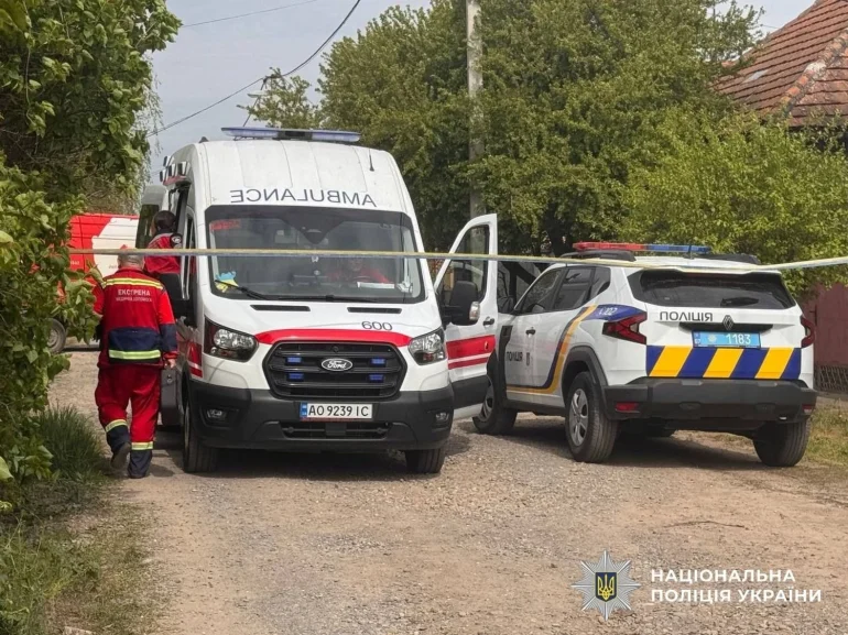 На Закарпатті затримали озброєного викрадача жінки з 3-річною дитиною