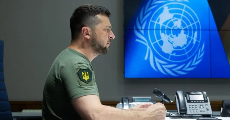Україна не отримувала запиту на допомогу з розблокування Ормузької протоки