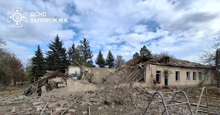 Двоє поліцейських поранені під час обстрілу Новоолександрівки