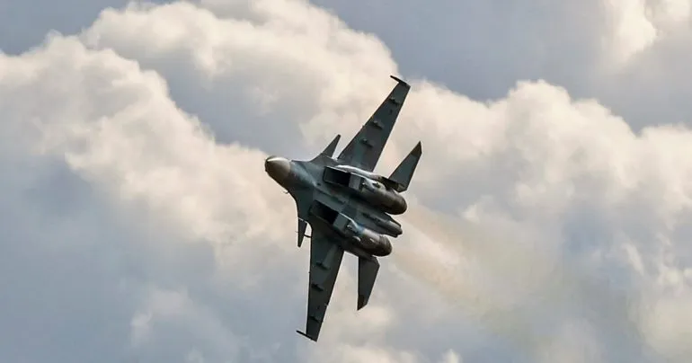 У Криму розбився винищувач Су-30 під час навчального польоту