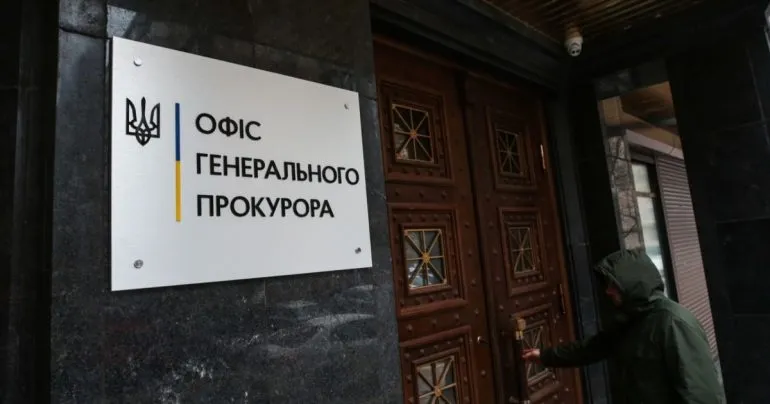 Українцю повідомили про підозру за передачу буксира для тіньового флоту росії