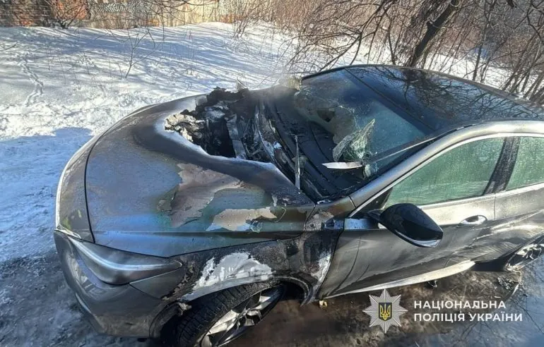 У Кам’янському судитимуть 16-річного за підпал авто