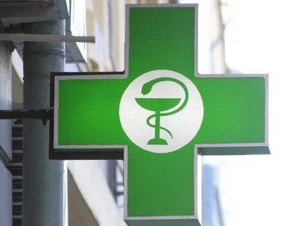 Перевіряють аптеки та онлайн‑продажі ліків на Дніпропетровщині