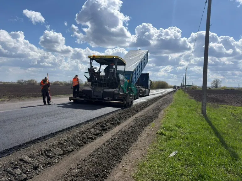 Ремонт доріг на Дніпропетровщині: роботи на ключових трасах
