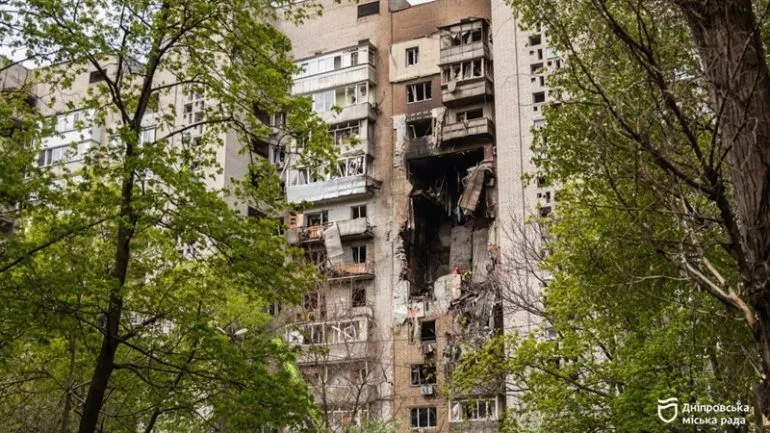 Нічний удар по Дніпру: підтверджені руйнування та постраждалі