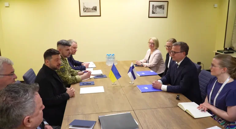 Зеленський обговорив із прем’єром Фінляндії Орпо Drone Deal і 300 млн доларів