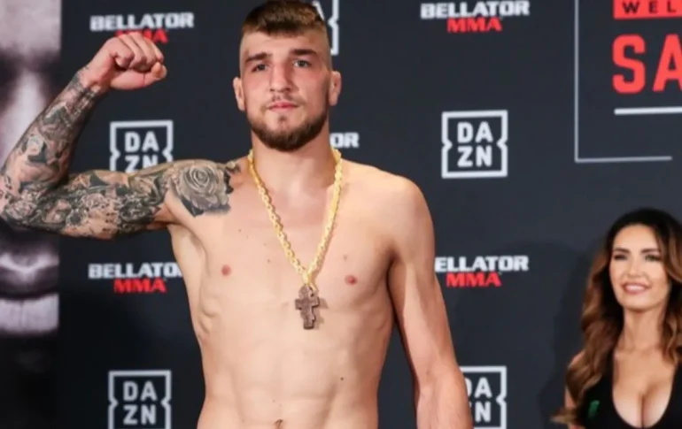 Ярослав Амосов переміг Хоеля Альвареса на UFC 328