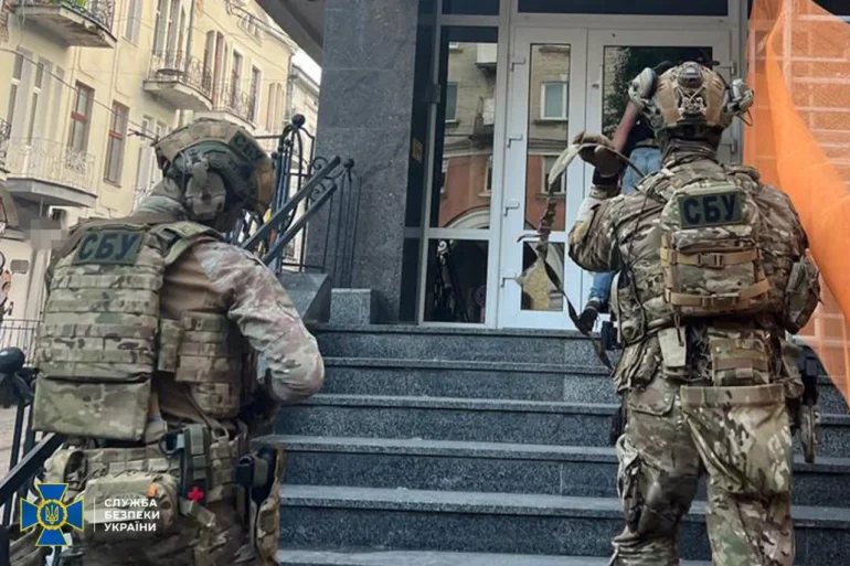 Обшуки в поліції: затримали керівників у трьох областях
