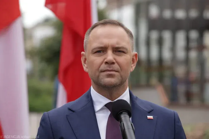 У Польщі розслідують фейковий виклик до будинку родини президента Навроцького