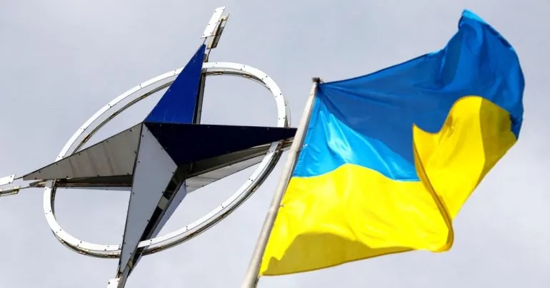 НАТО запевнило в надійності постачань американської зброї Україні