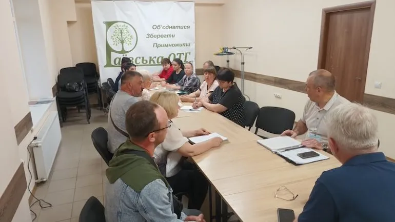 У Раївській громаді обговорили нові податкові сервіси