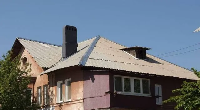 У Кривому Розі відновлюють житло після обстрілів