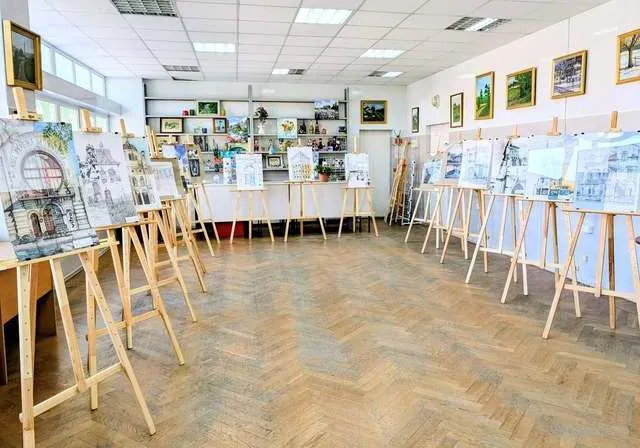 У Дніпрі відкрили виставку студентської графіки «Фрагменти»